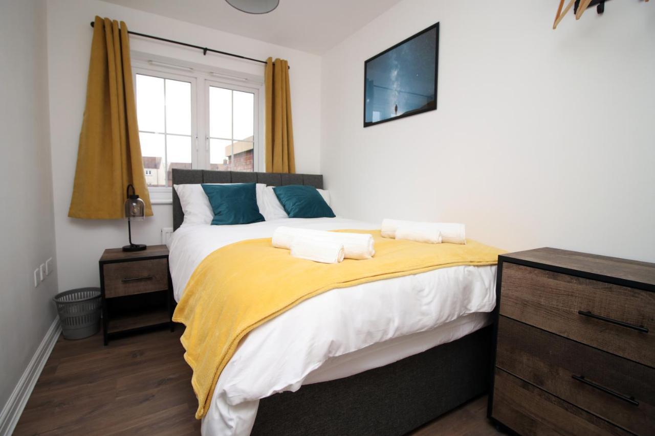 Delft - Spacious Home, High Speed Wi-Fi, Free Parking, Terrace Σουίντον Εξωτερικό φωτογραφία