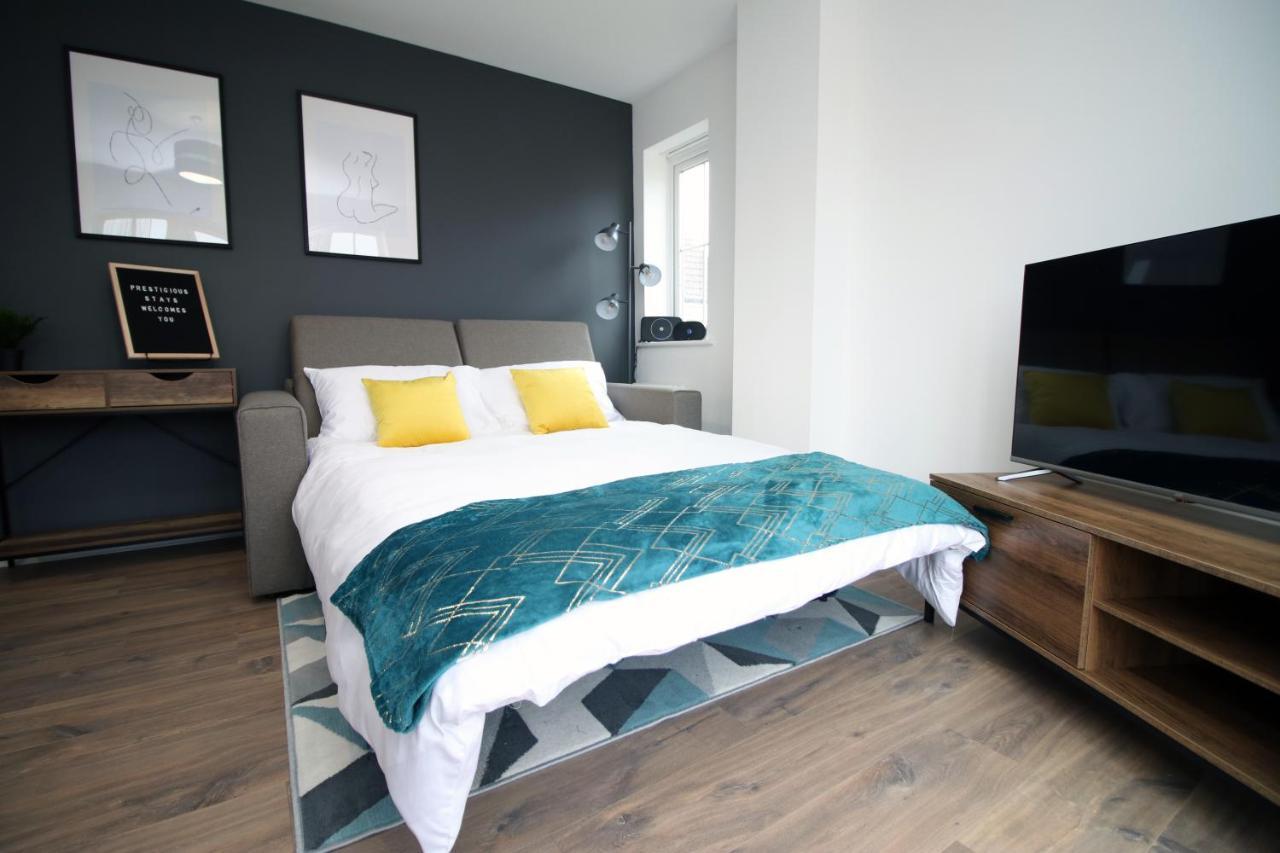 Delft - Spacious Home, High Speed Wi-Fi, Free Parking, Terrace Σουίντον Εξωτερικό φωτογραφία